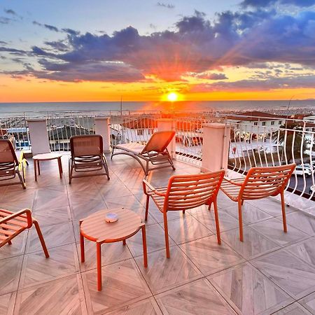 Hotel Medusa ليدو دي كامايوري المظهر الخارجي الصورة