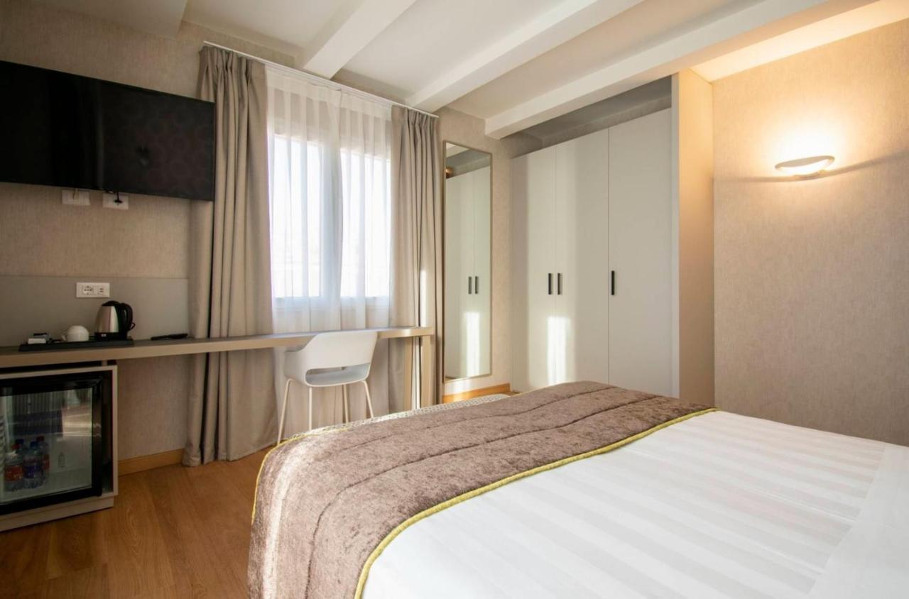 Hotel Medusa ليدو دي كامايوري المظهر الخارجي الصورة